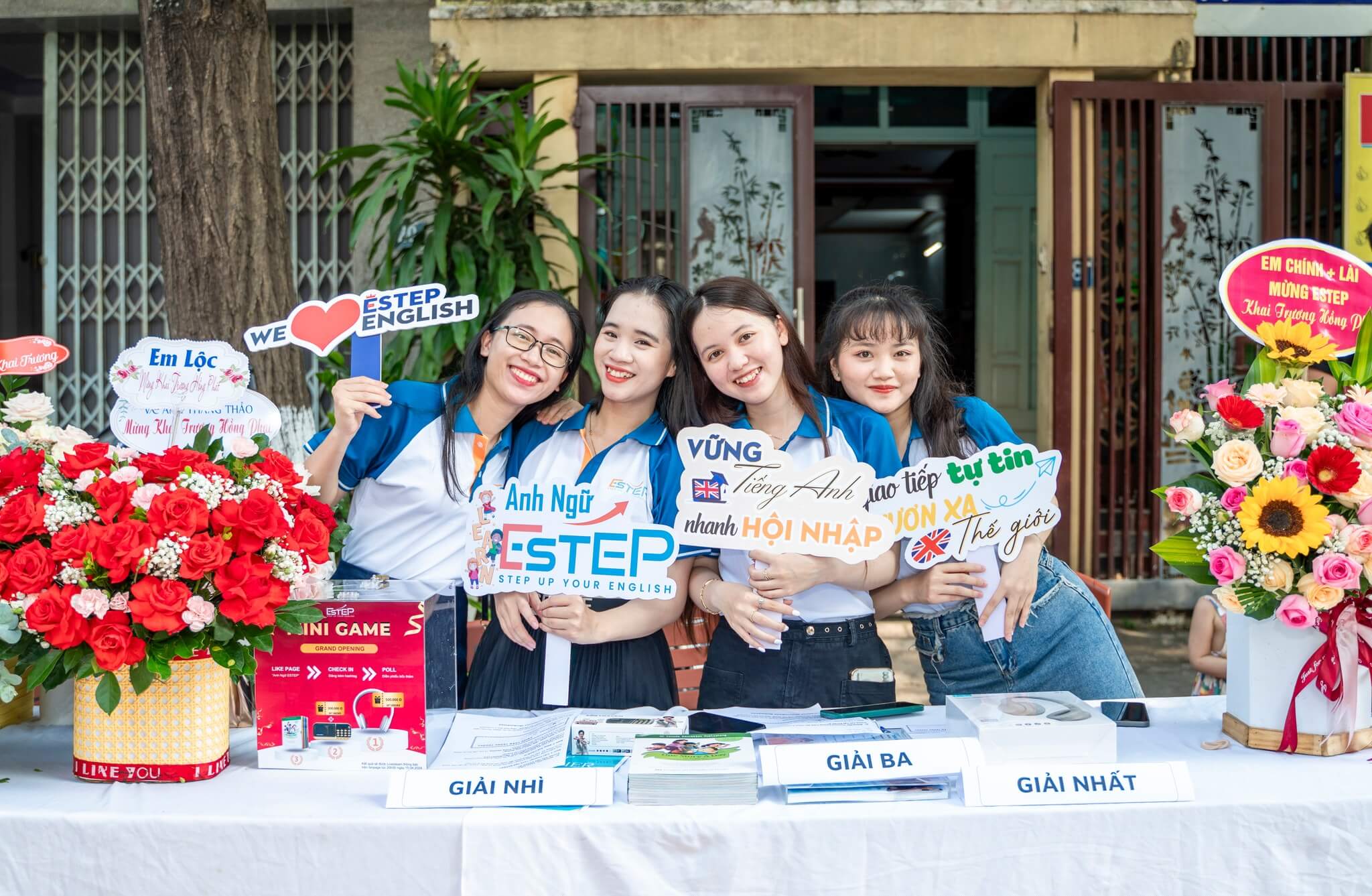 Tưng Bừng Khai Trương Trung Tâm Anh Ngữ ESTEP Tại Đà Nẵng