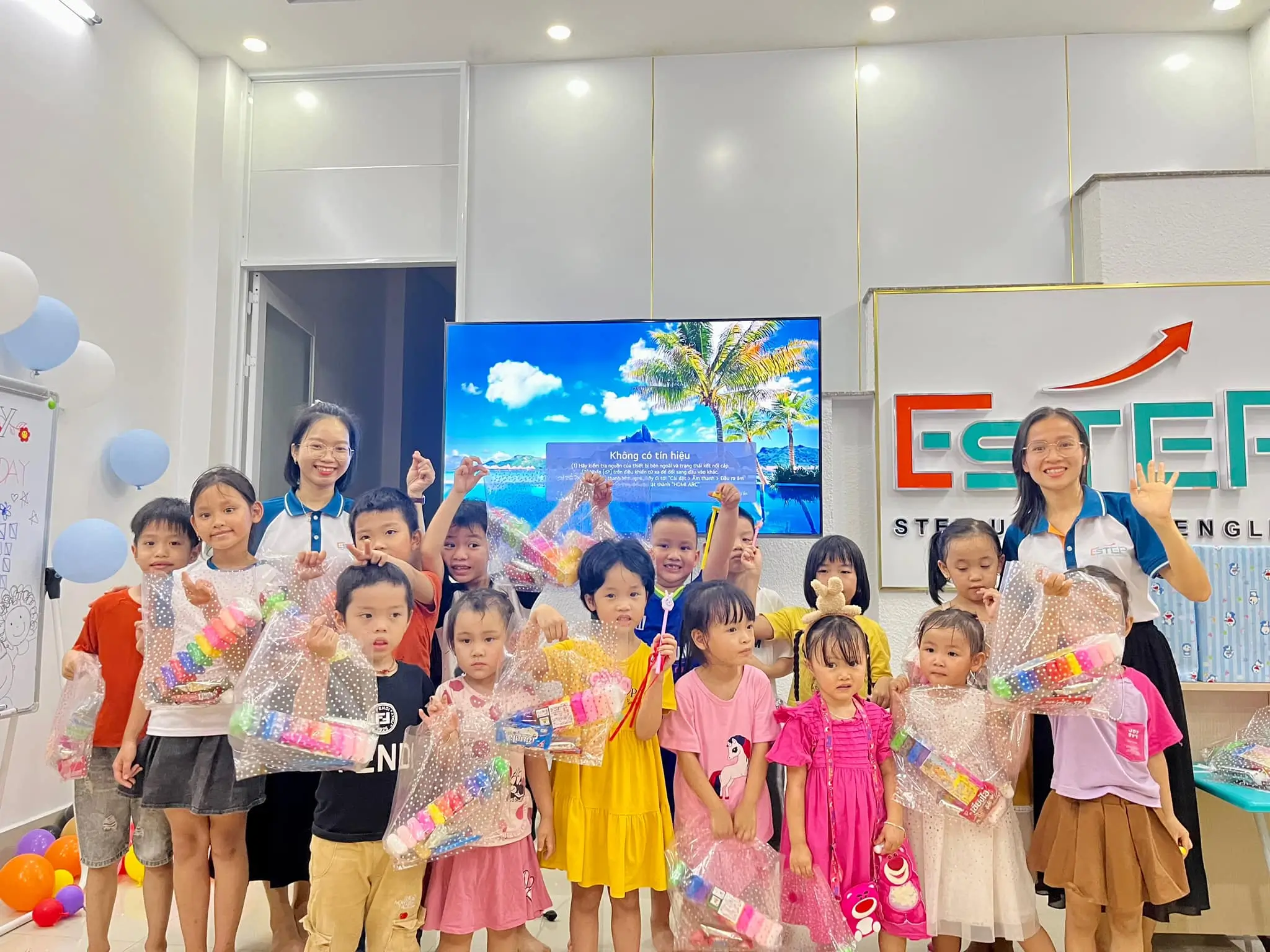 Một Ngày Quốc Tế Thiếu Nhi Đầy Ý Nghĩa tại Anh Ngữ ESTEP 01.06.2024