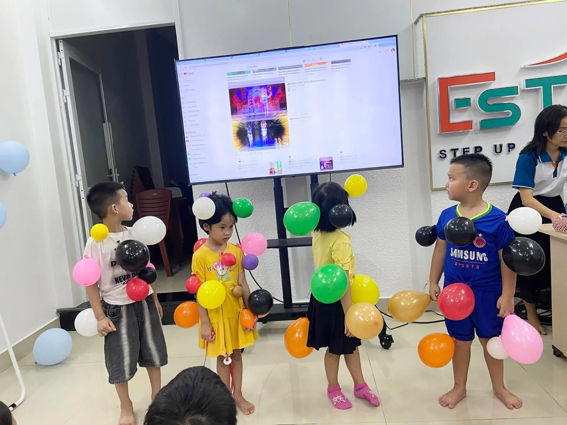 Một Ngày Quốc Tế Thiếu Nhi Đầy Ý Nghĩa tại Anh Ngữ ESTEP 01.06.2024