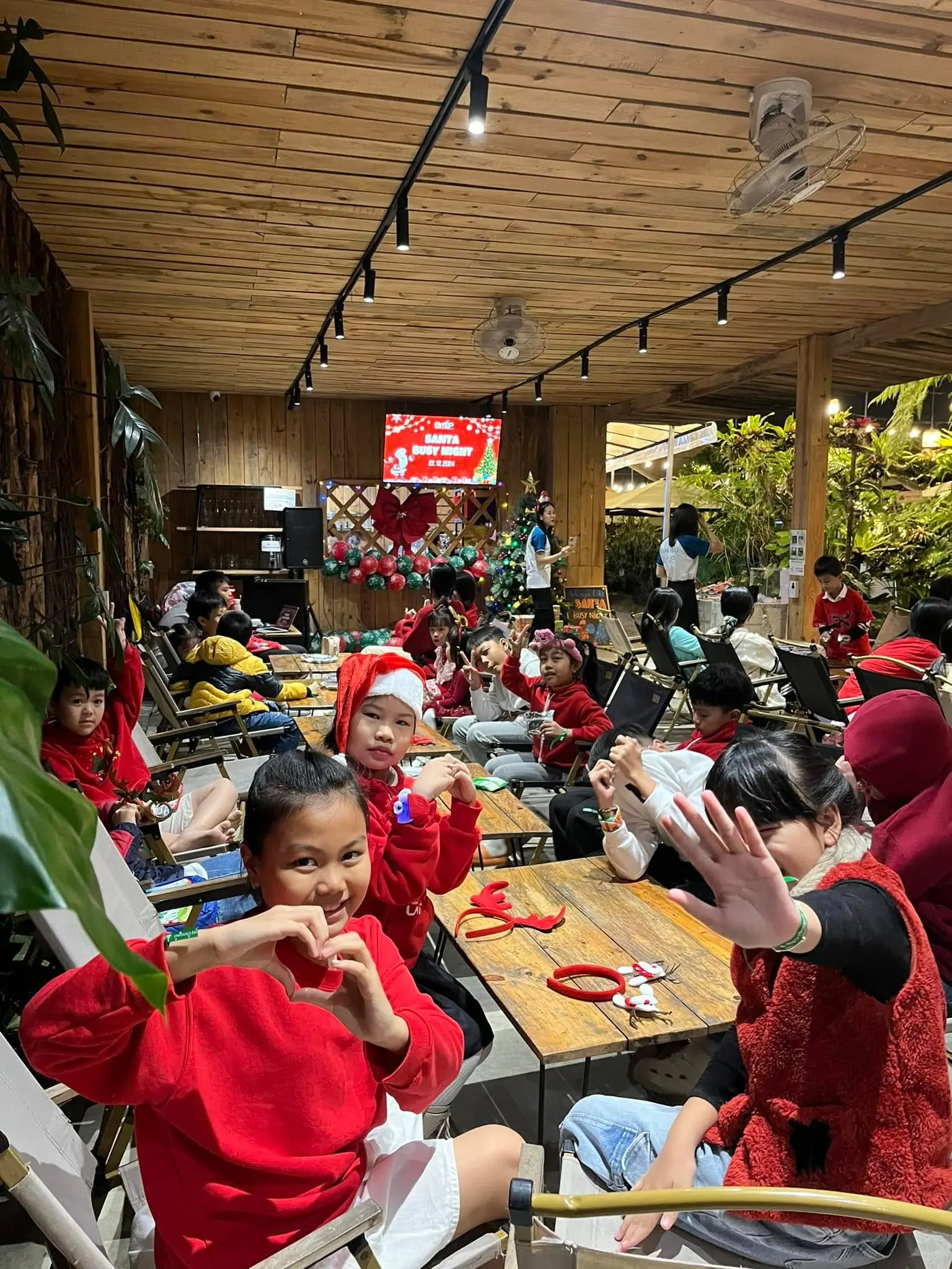 Santa Busy Night 2024