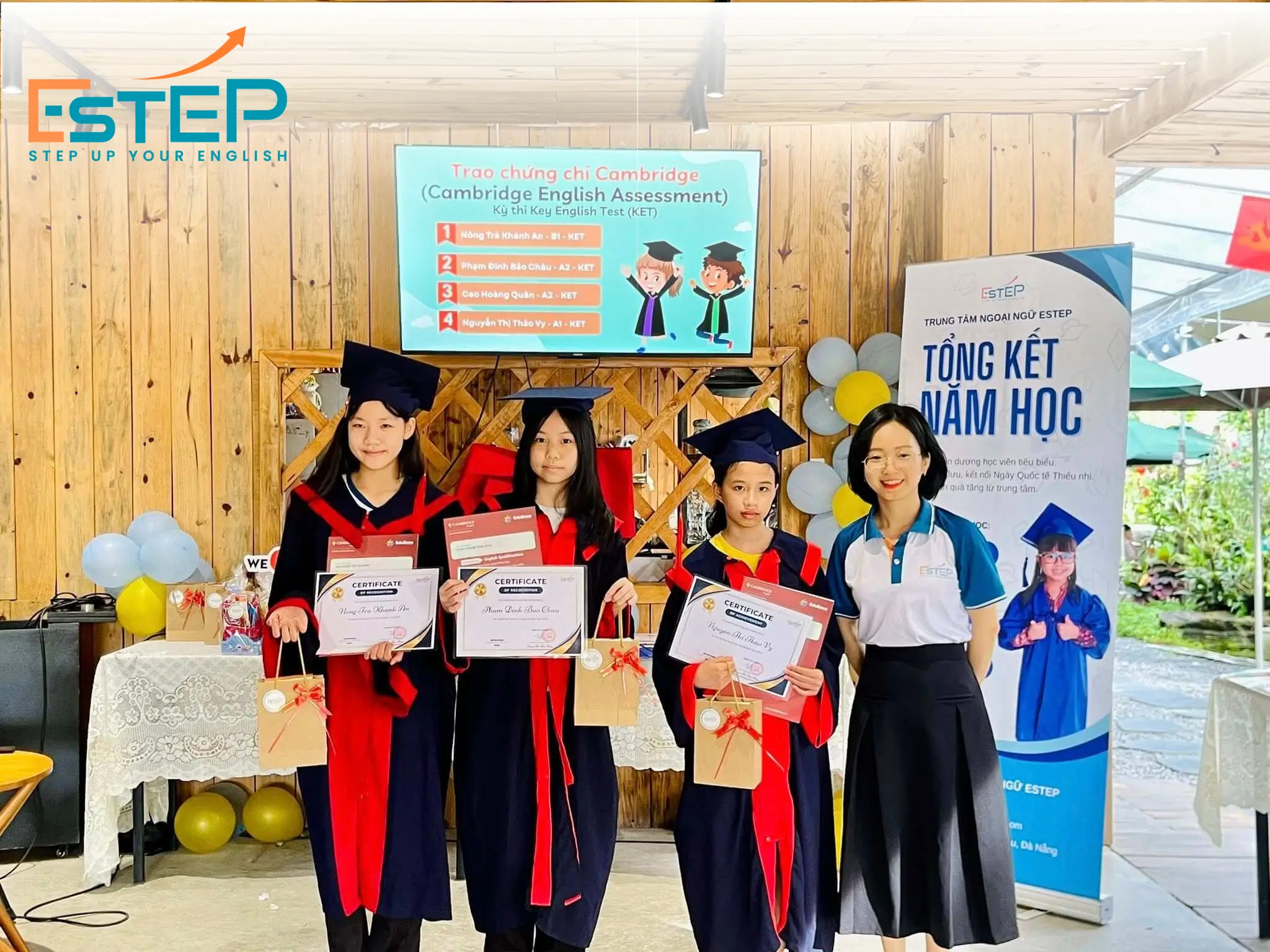 Trung tâm tiếng anh thiếu nhi tại Đà Nẵng - Những học viên xuất sắc đáng tự hào của trung tâm Anh ngữ ESTEP
