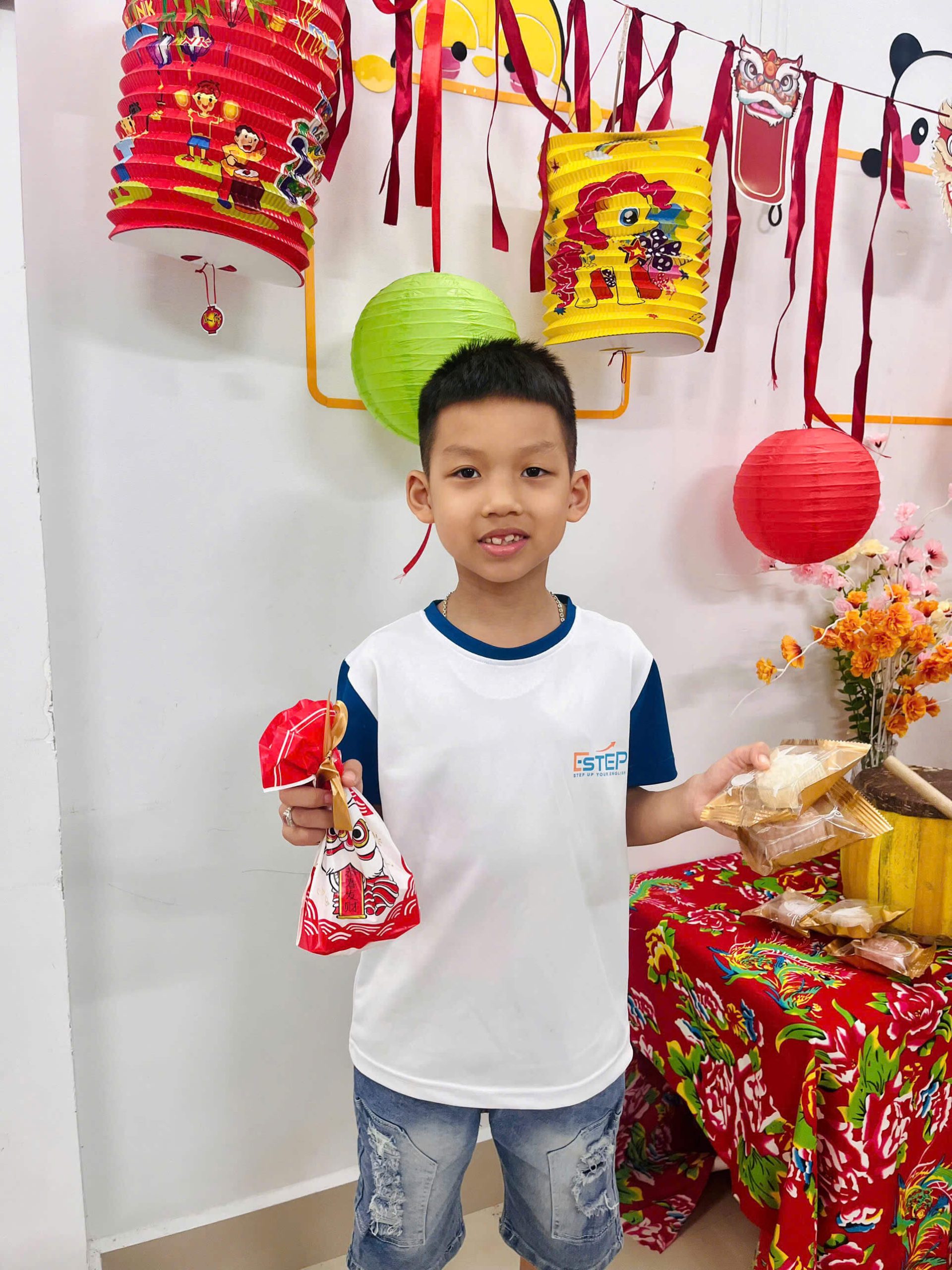 Workshop Làm Bánh Trung Thu Cùng Anh Ngữ ESTEP 2025