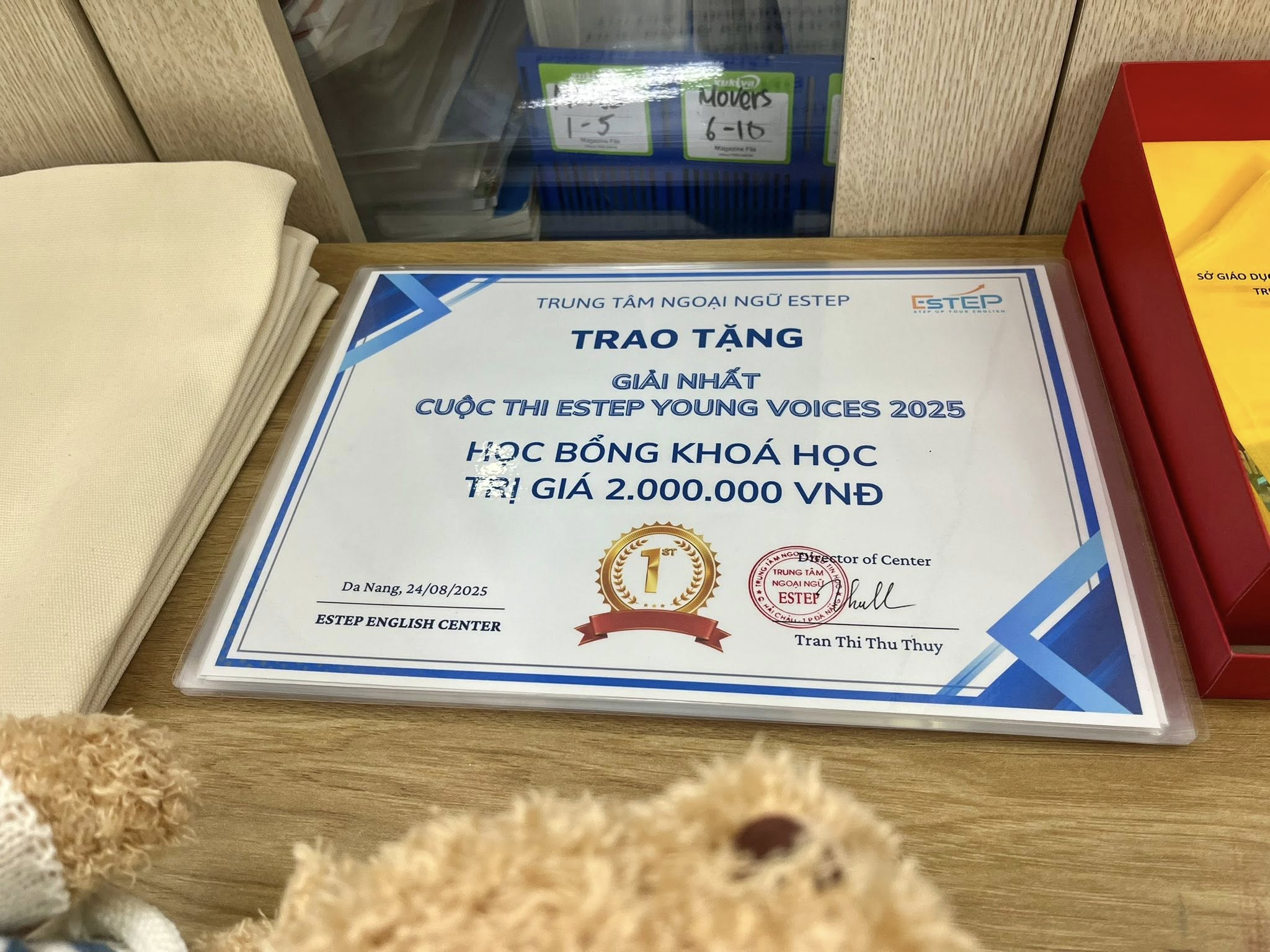 Những hình ảnh về cuộc thi thuyết trình tiếng anh ESTEP Young Voices 