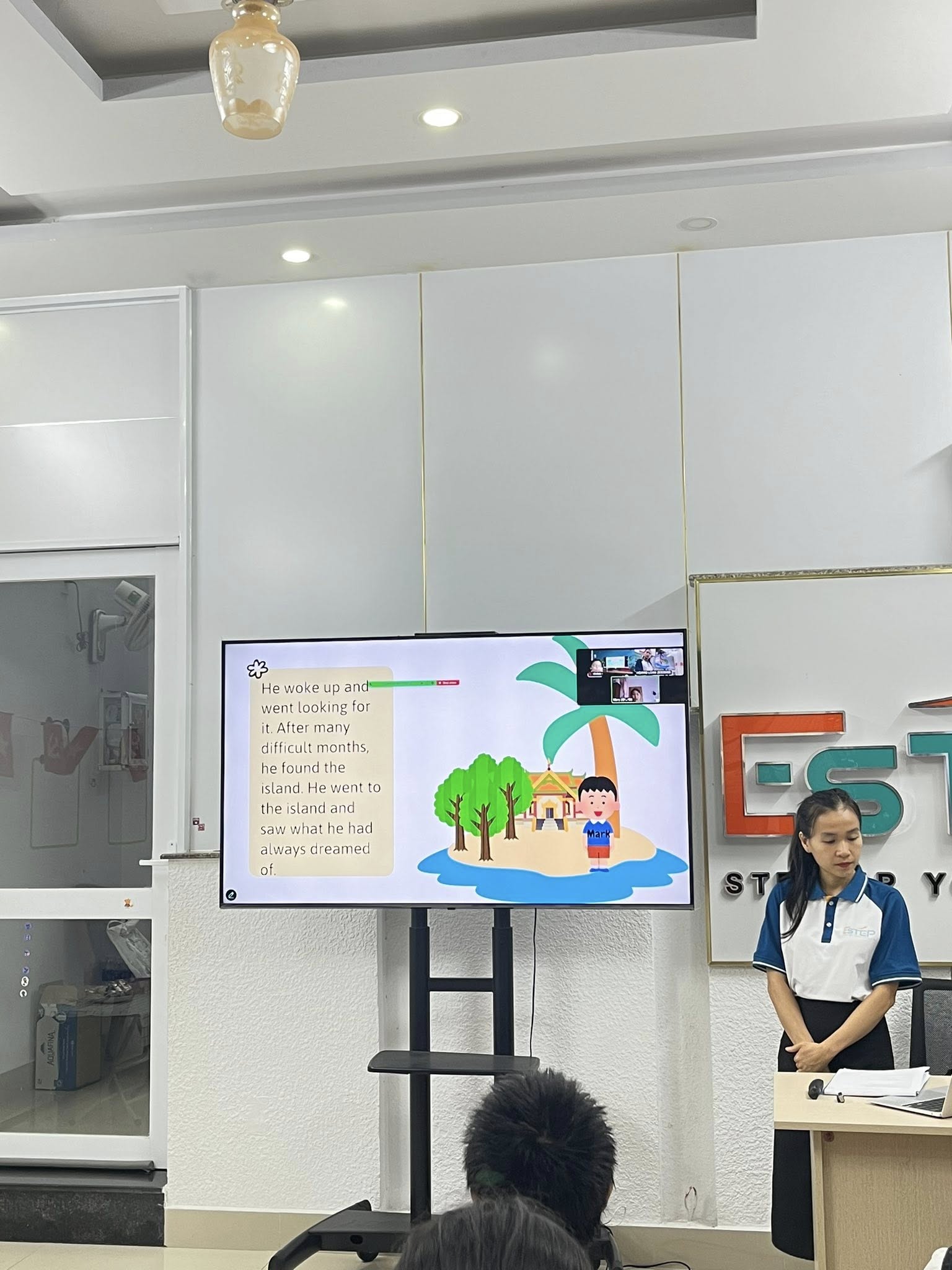 Những hình ảnh về cuộc thi thuyết trình tiếng anh ESTEP Young Voices 