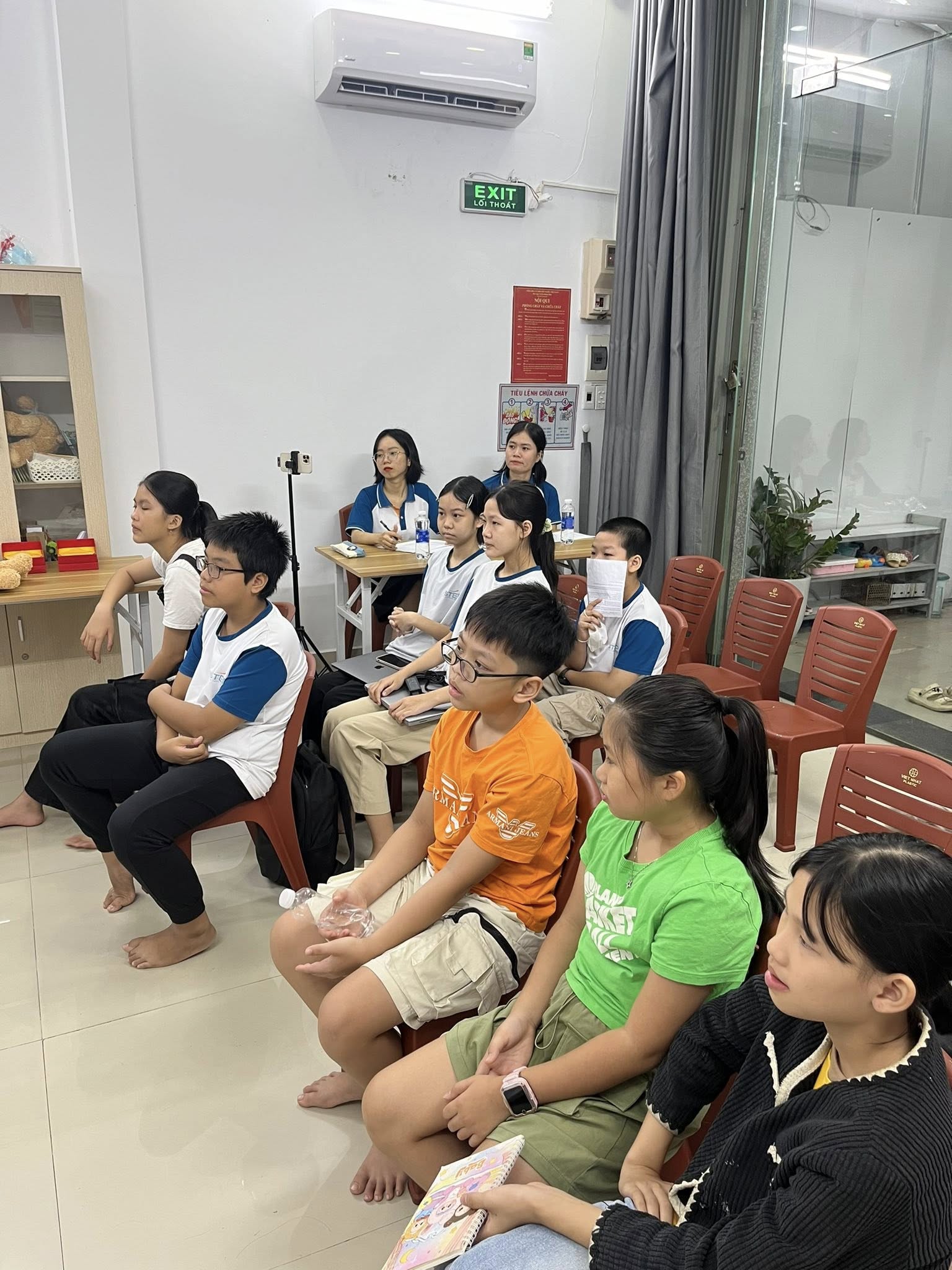 Những hình ảnh về cuộc thi thuyết trình tiếng anh ESTEP Young Voices 