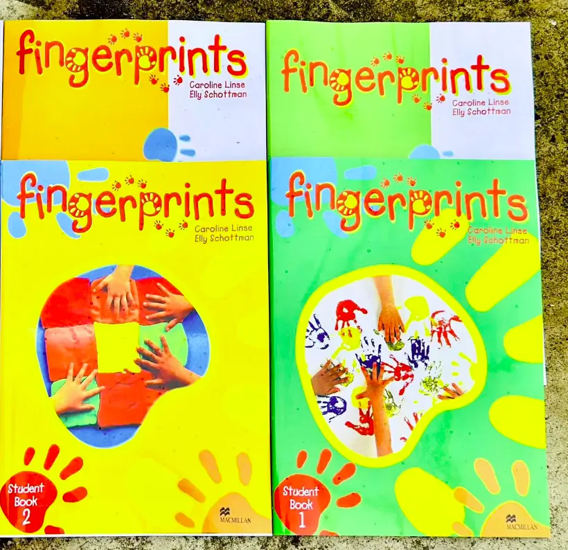 Sách tiếng Anh có hình minh họa đẹp mắt – Fingerprints
