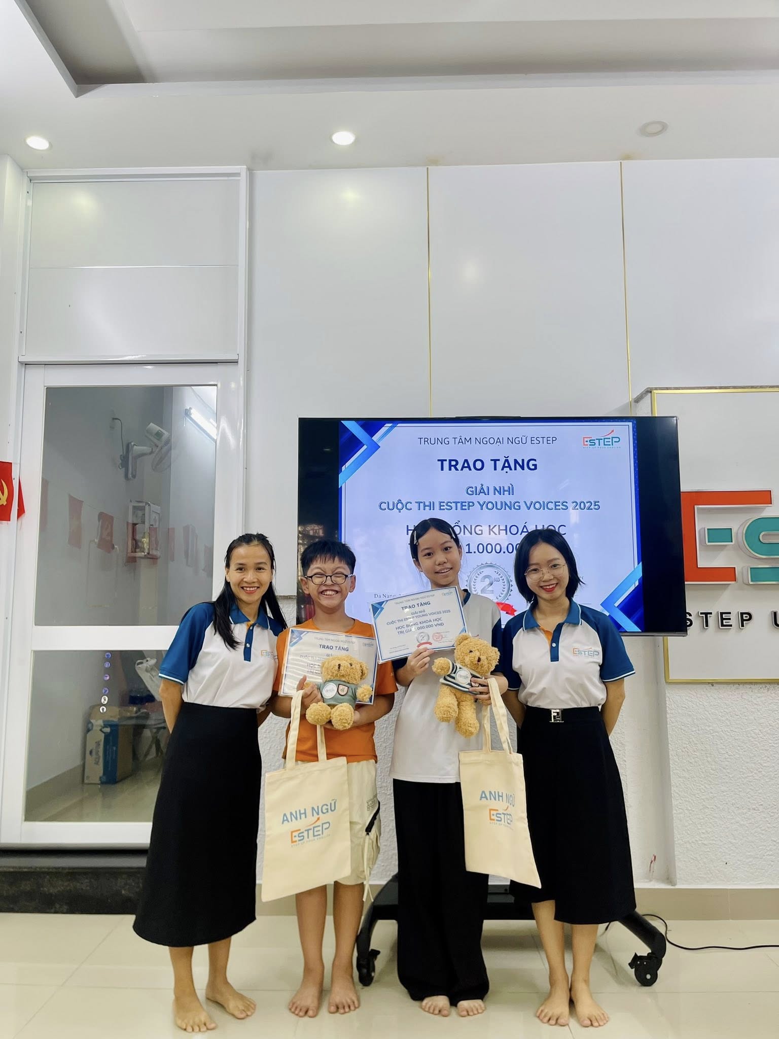 Danh sách những thí sinh xuất sắc cuộc thi thuyết trình tiếng Anh ESTEP your Voices 2025