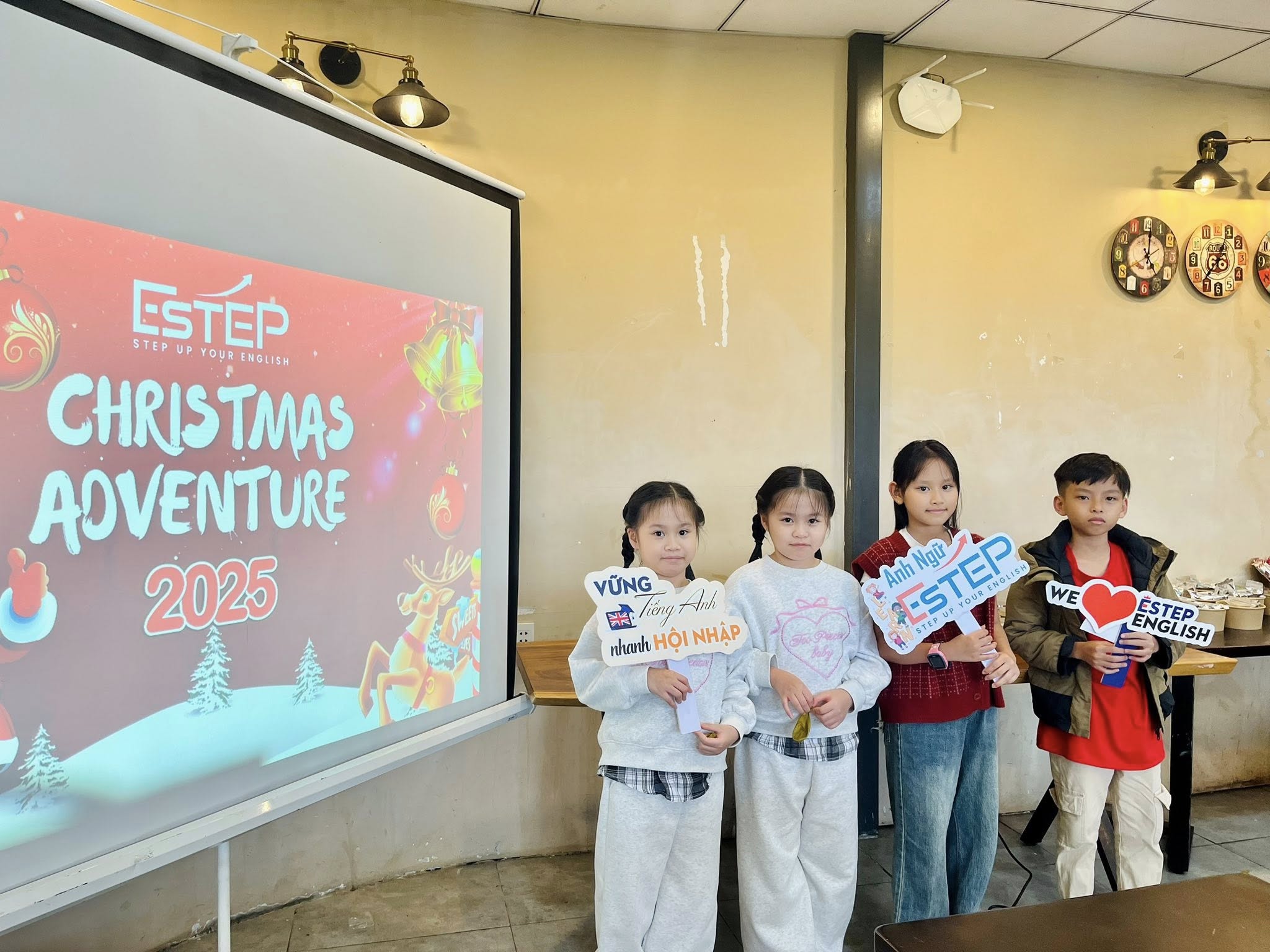 Christmas Adventure 2025 – Cùng Anh Ngữ ESTEP Đón Giáng Sinh Rộn Ràng Tại Đà Nẵng