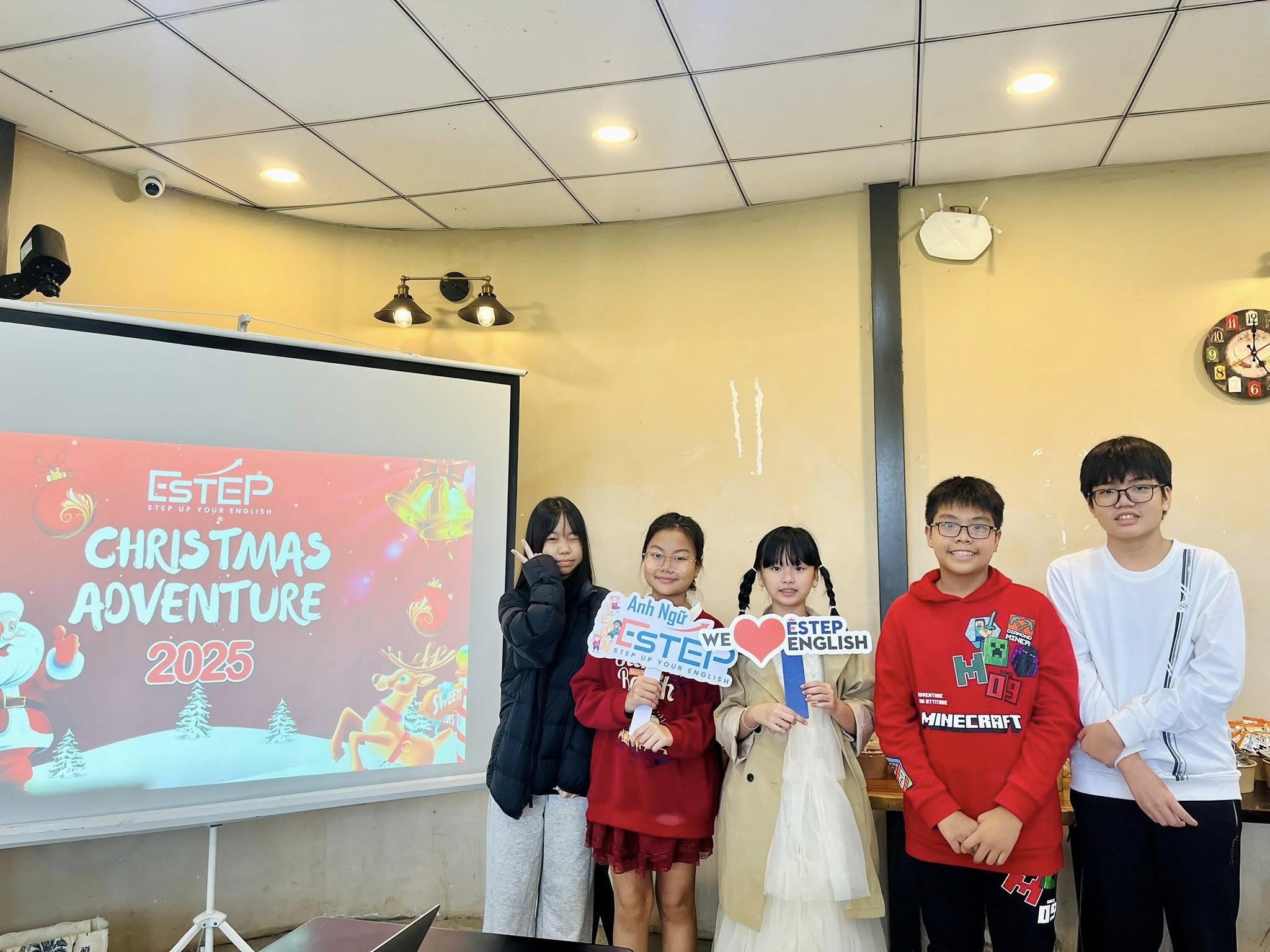 Christmas Adventure 2025 – Cùng Anh Ngữ ESTEP Đón Giáng Sinh Rộn Ràng Tại Đà Nẵng